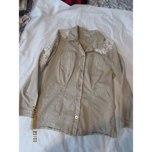 Chico's size 1 (8) tan shacket cotton lace detail safari look lagan look collar